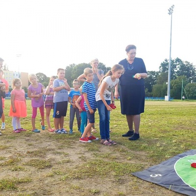 Piknik rodzinny Wspólne Wakacje na Wzgórzu Wolności - piękna pogoda i świetna zabawa